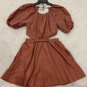Abercrombie dress cut out brown size small NWT